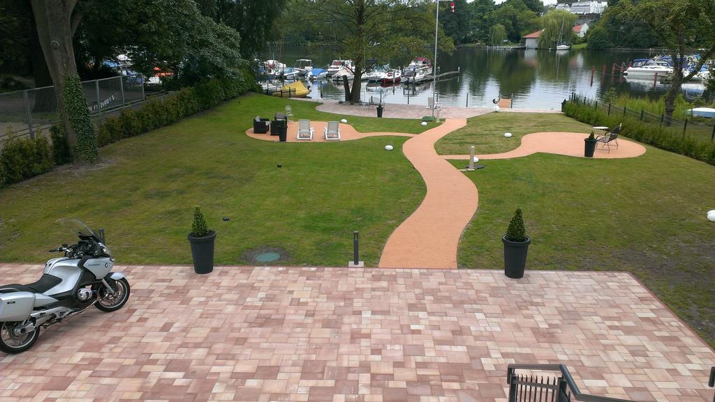 Haus Am See Берлин Экстерьер фото